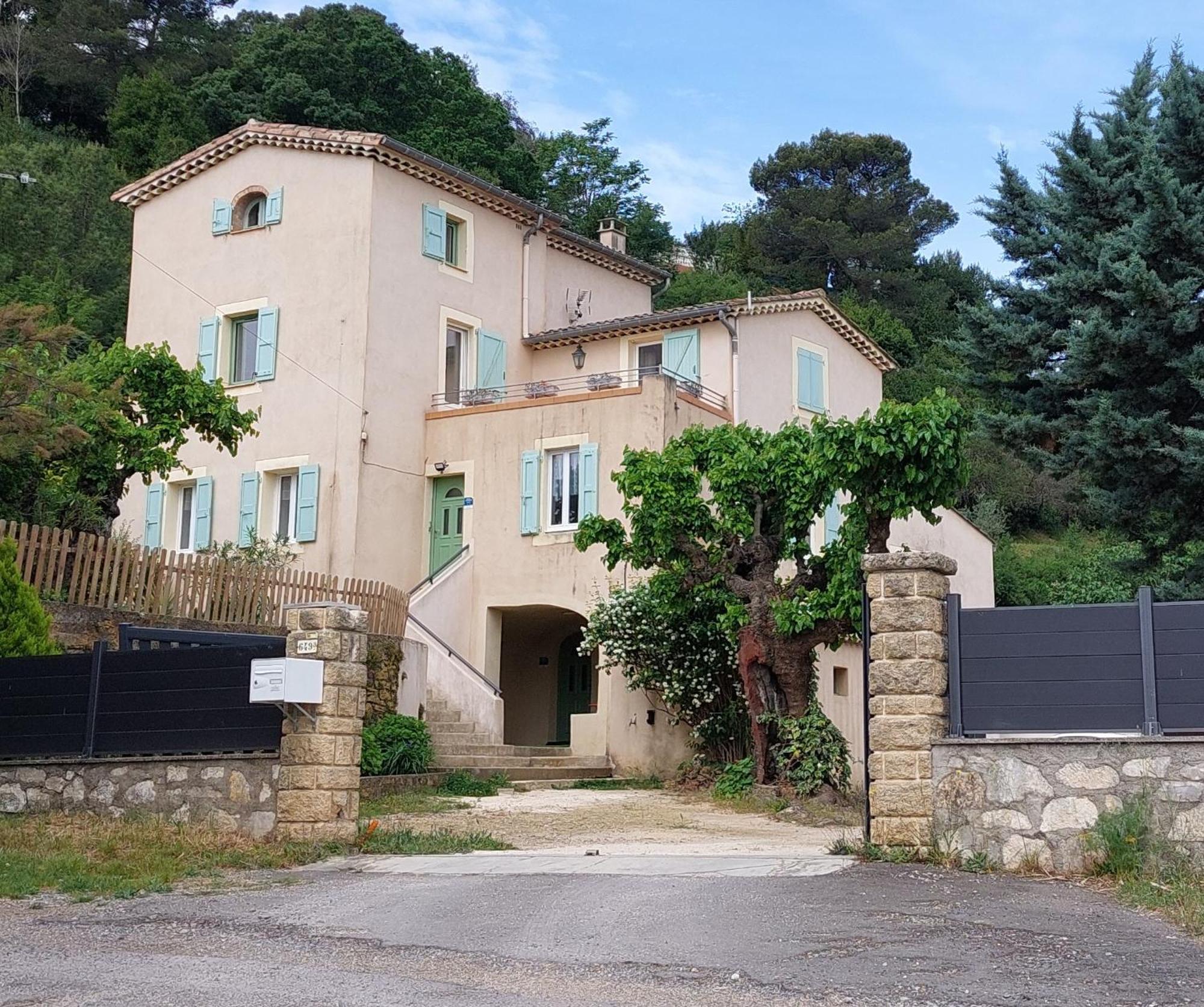 Le Mas de Trépeloup Alès Exterior foto